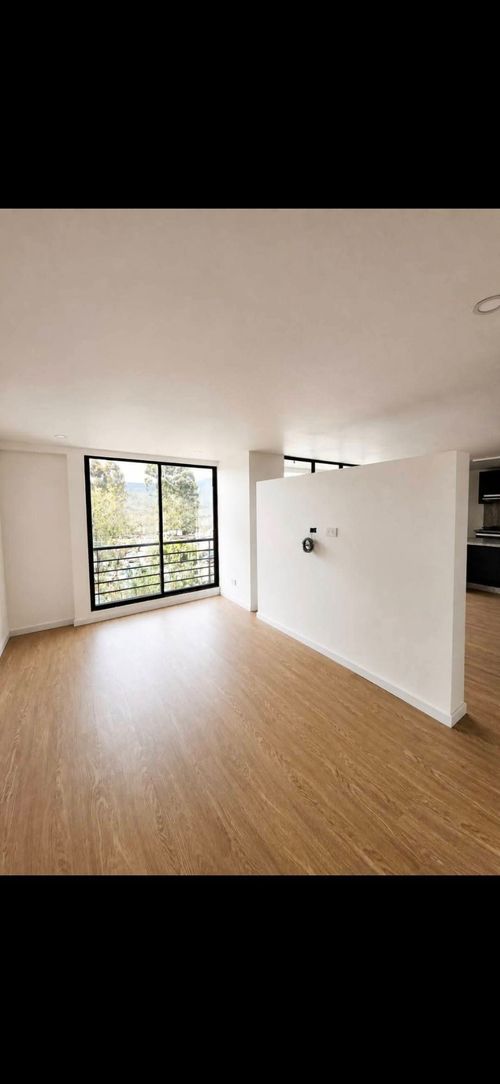 Apartaestudio en venta en Alhambra, Bogotá, 65 m² · foto 12 de 20