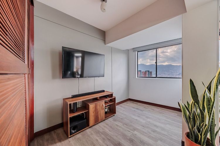 Apartamento de 3 alcobas en venta en Mugá, Envigado, 133 m² · foto 7 de 23