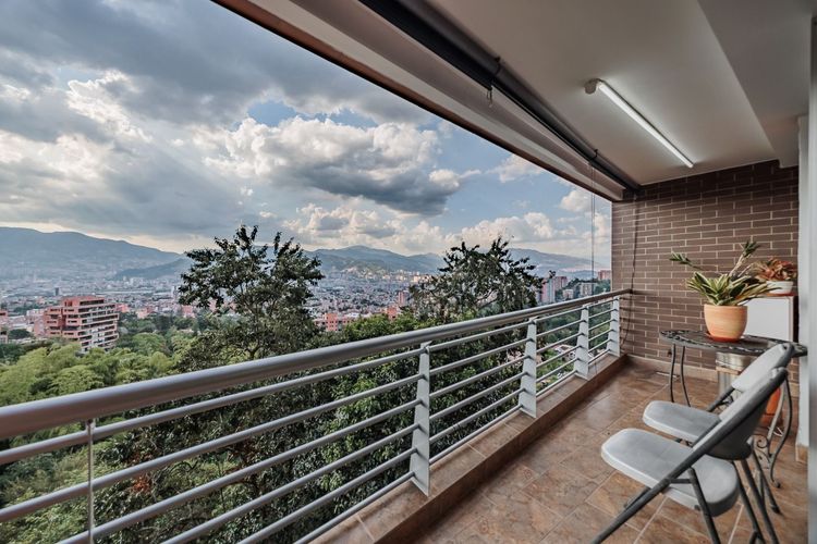 Apartamento de 3 alcobas en venta en Mugá, Envigado, 133 m² · foto 5 de 23