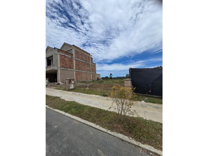 Lote en venta en San Antonio De Pereira, Rionegro, 117 m² · foto 2 de 6