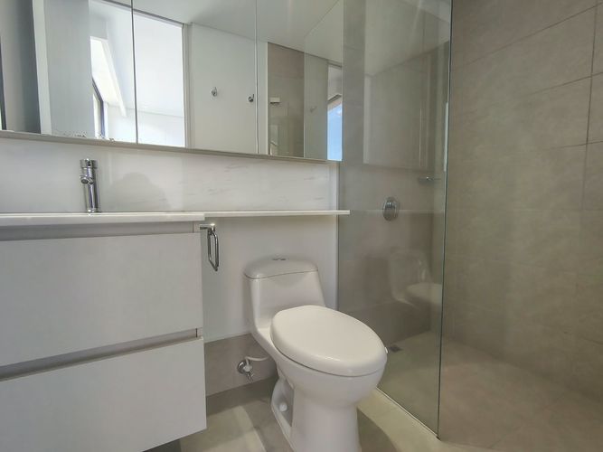 Apartamento de 2 alcobas en arriendo en El Poblado, Medellín, 95 m² · foto 15 de 17
