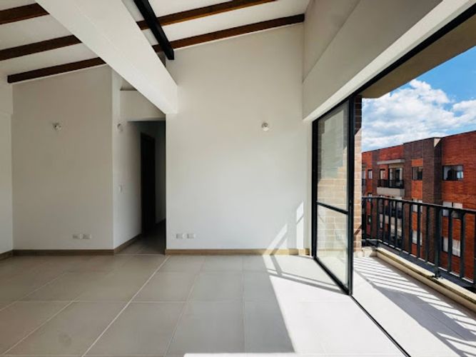 Apartamento de 2 alcobas en venta en La Ceja, 74 m² · foto 6 de 17
