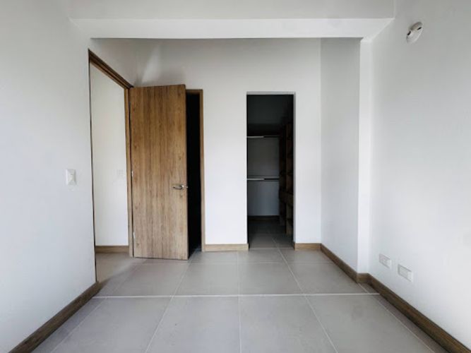 Apartamento de 2 alcobas en venta en La Ceja, 74 m² · foto 9 de 17
