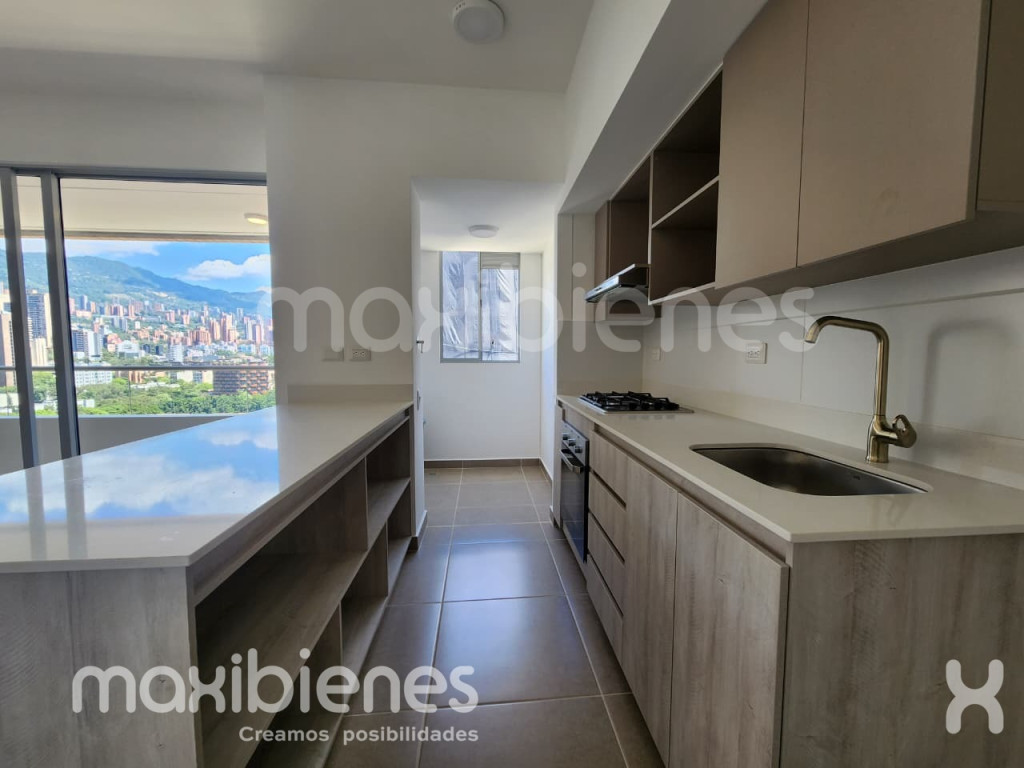 Apartamento en arriendo en Ciudad Del Río, Medellín · foto 2 de 14