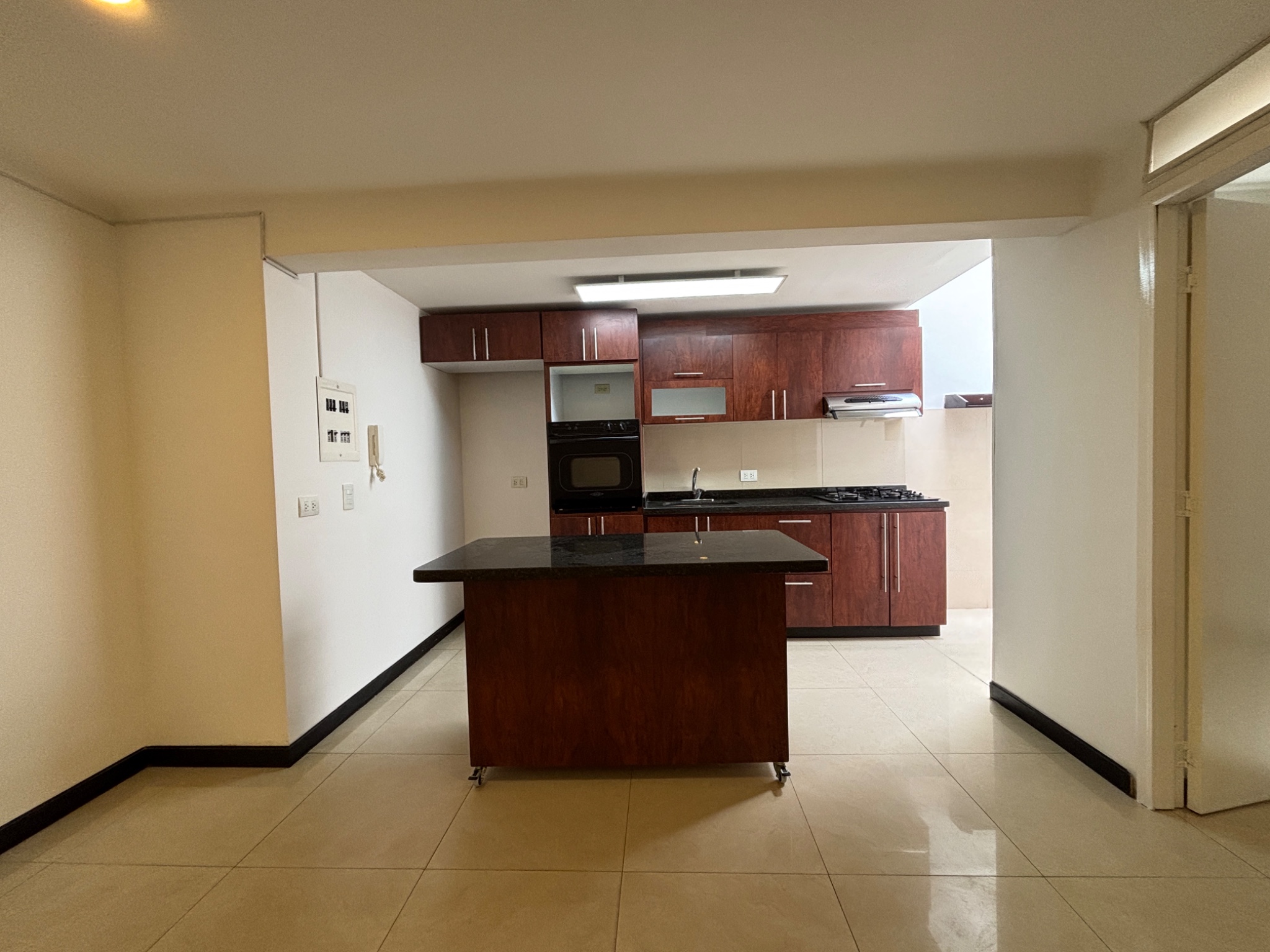 Apartamento en venta en El Contador, Bogotá · foto 4 de 16