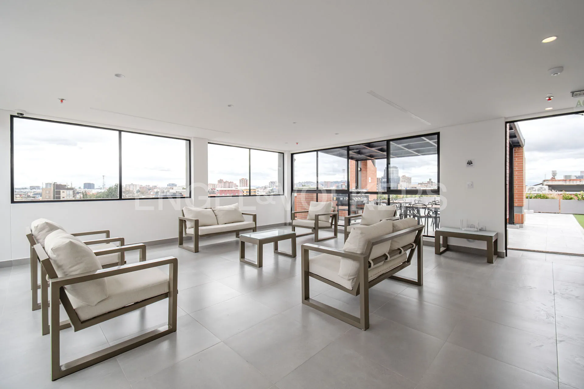 Apartamento en venta en La Castellana, Bogotá · foto 8 de 16