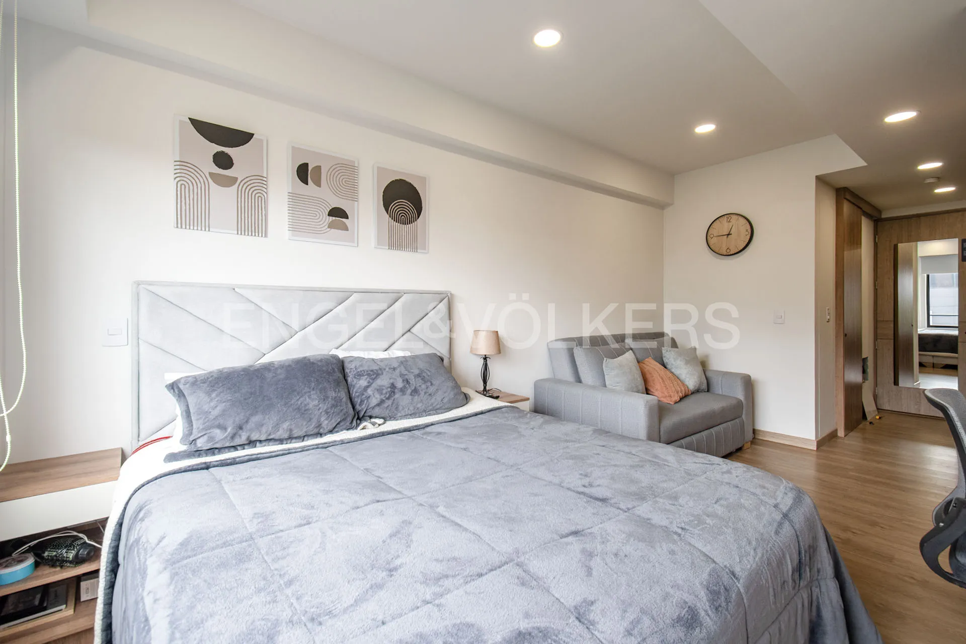 Apartamento en venta en La Castellana, Bogotá · foto 3 de 16