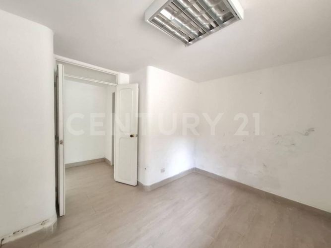 Local en arriendo en San Lucas, Medellín, 342 m² · foto 11 de 18