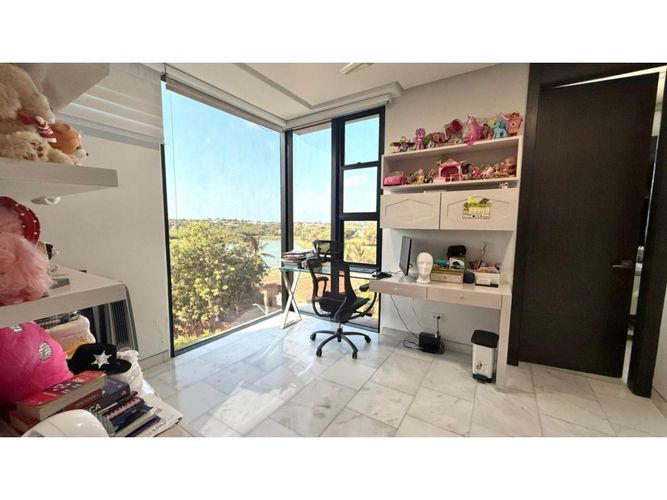 Casa de 4 alcobas en venta en Lagos Del Caujaral, Atlántico, 854 m² · foto 7 de 9