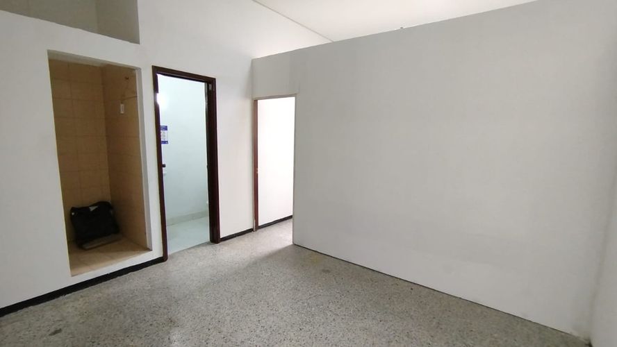 Local en arriendo en Versalles, Cali, 100 m² · foto 8 de 12