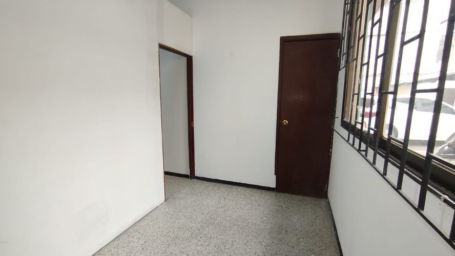 Local en arriendo en Versalles, Cali, 100 m² · foto 10 de 12