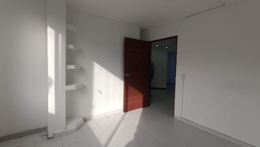 Oficina en arriendo en Bolivariana, Medellín, 35 m² · foto 4 de 6