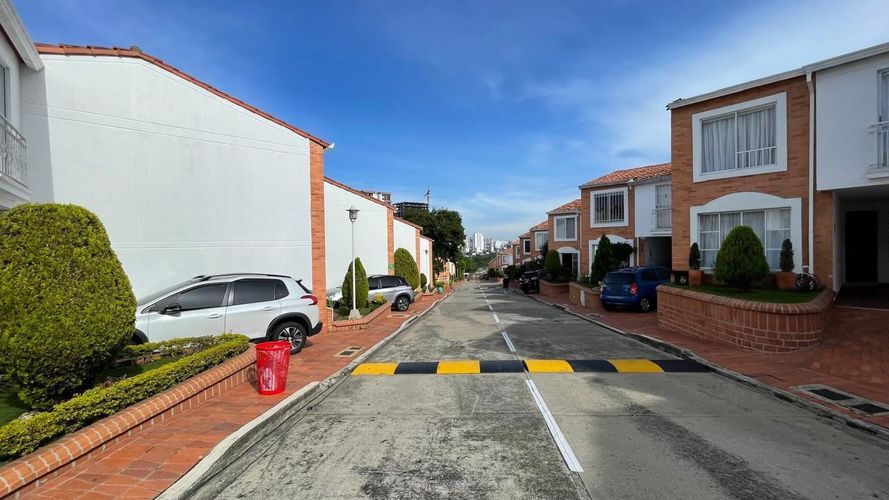 Casa de 3 alcobas en venta en El Tejar, Bucaramanga, 150 m² · foto 22 de 24