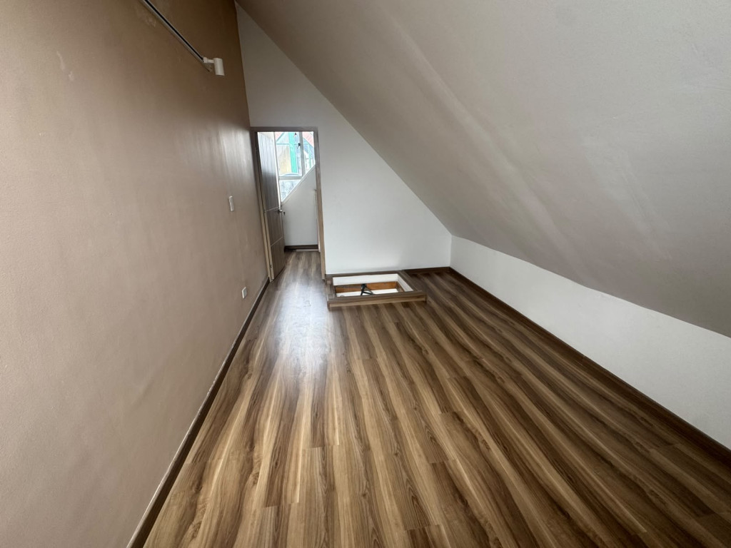 Apartamento en venta en Castilla, Bogotá · foto 6 de 19