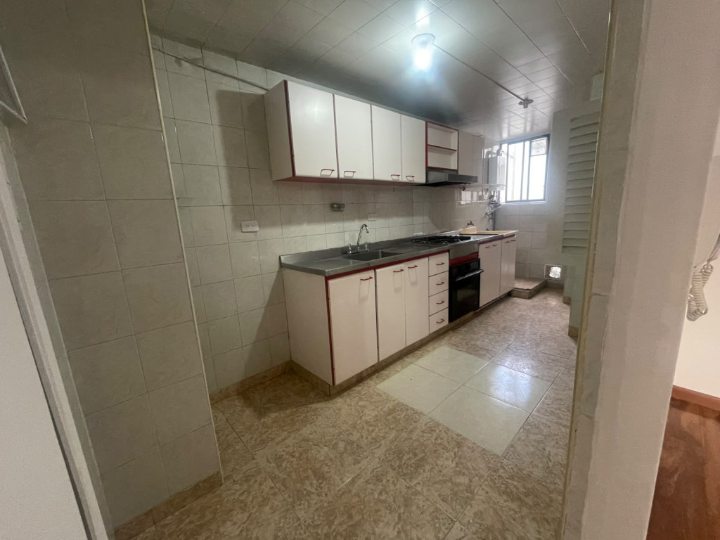 Apartamento en venta en Alhambra, Bogotá · foto 6 de 19