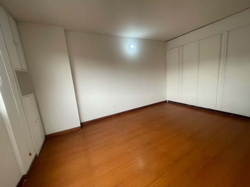Apartamento en venta en Alhambra, Bogotá · foto 13 de 19