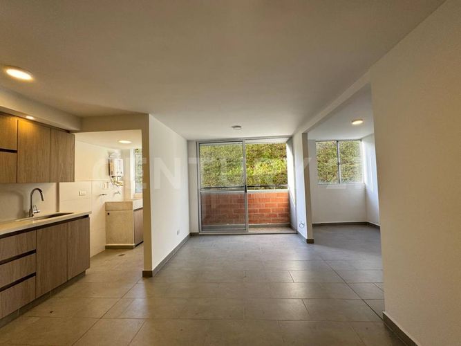 Apartamento de 2 alcobas en venta en El Porvenir, Rionegro, 52 m² · foto 2 de 15