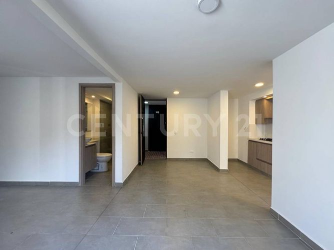 Apartamento de 2 alcobas en venta en El Porvenir, Rionegro, 52 m² · foto 3 de 15