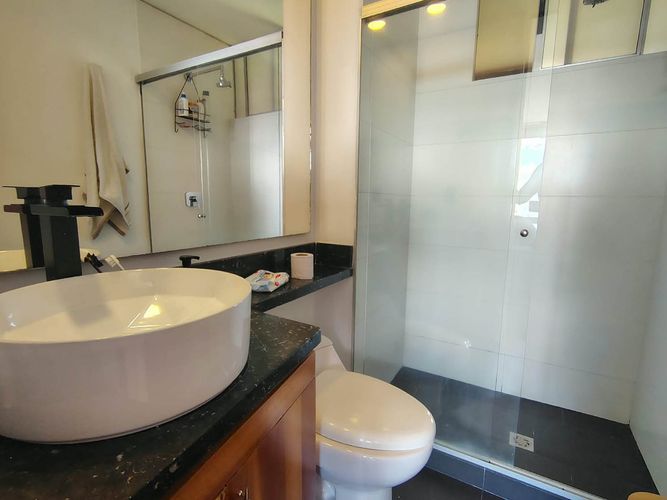 Apartamento de 3 alcobas en arriendo en El Poblado, Medellín, 170 m² · foto 16 de 18