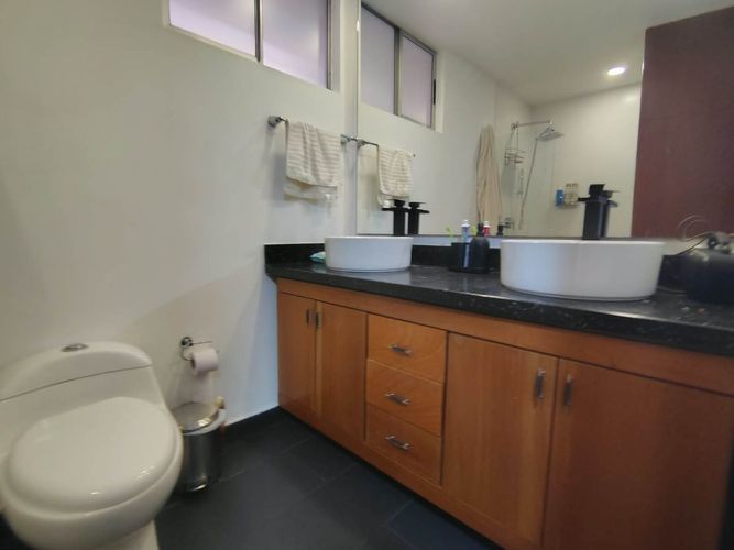 Apartamento de 3 alcobas en arriendo en El Poblado, Medellín, 170 m² · foto 17 de 18
