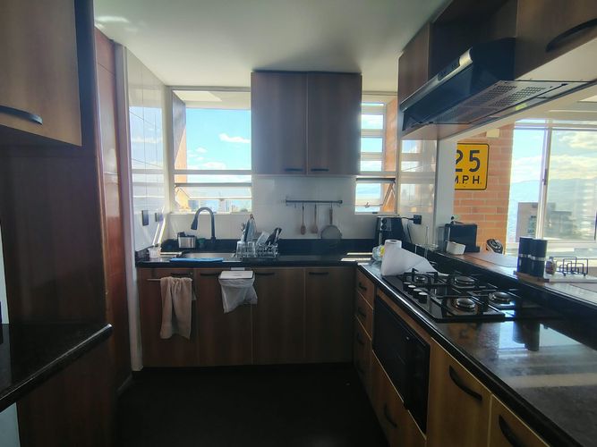 Apartamento de 3 alcobas en arriendo en El Poblado, Medellín, 170 m² · foto 4 de 18
