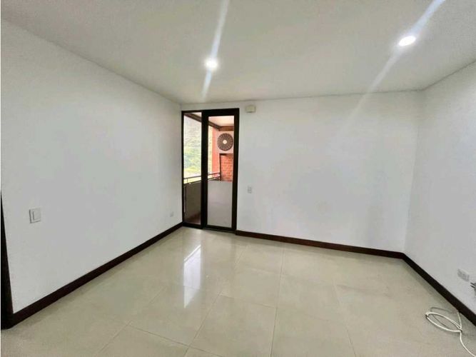 Apartamento de 3 alcobas en venta en Aguacatal, Cali, 180 m² · foto 16 de 24