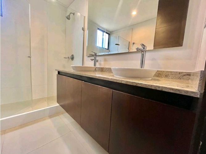 Apartamento de 3 alcobas en venta en Aguacatal, Cali, 180 m² · foto 21 de 24