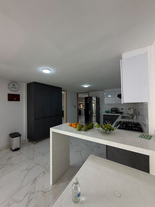 Casa de 6 alcobas en venta en Urbanizacion Diamante Ii Etapa, Bucaramanga, 200 m² · foto 8 de 24