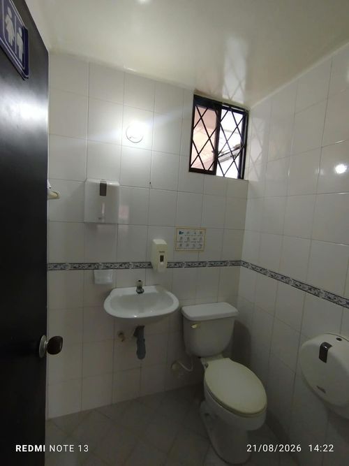 Casa de 6 alcobas en venta en San Alonso, Bucaramanga, 276 m² · foto 16 de 24