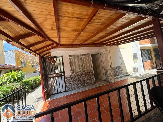 Casa de 3 alcobas en venta en Paseo Del Puente, Piedecuesta, 54 m² · foto 3 de 16