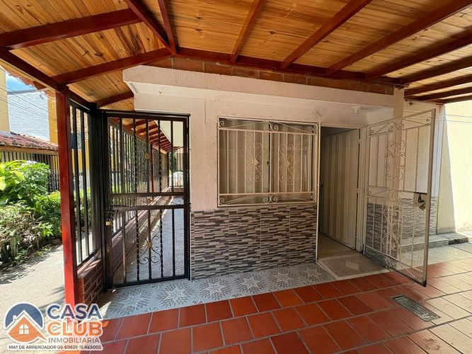 Casa de 3 alcobas en venta en Paseo Del Puente, Piedecuesta, 54 m² · foto 4 de 16