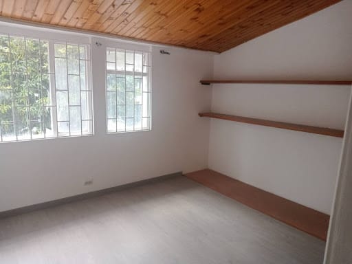 Casa de 4 alcobas en venta en Santa Barbara, Bogotá, 300 m² · foto 14 de 24