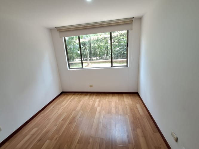 Apartamento de 3 alcobas en arriendo en Los Balsos, Medellín, 133 m² · foto 14 de 24