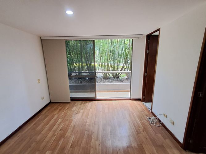 Apartamento de 3 alcobas en arriendo en Los Balsos, Medellín, 133 m² · foto 18 de 24