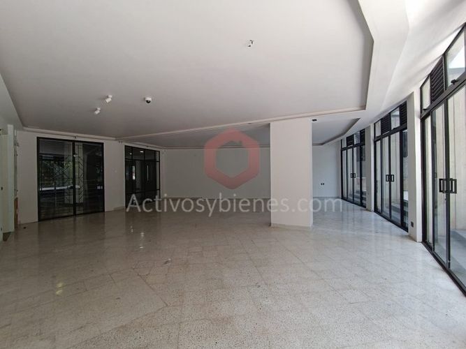 Local en arriendo en El Poblado, Medellín, 230 m² · foto 8 de 21