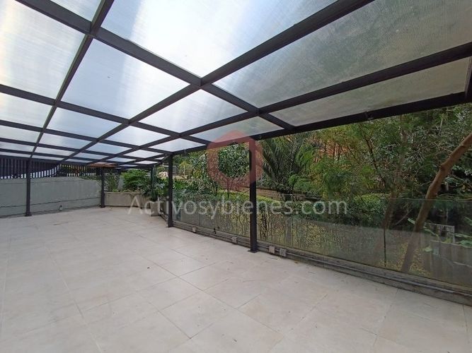 Local en arriendo en El Poblado, Medellín, 230 m² · foto 15 de 21