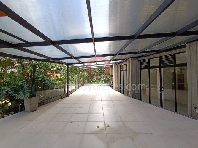 Local en arriendo en El Poblado, Medellín, 230 m² · foto 17 de 21