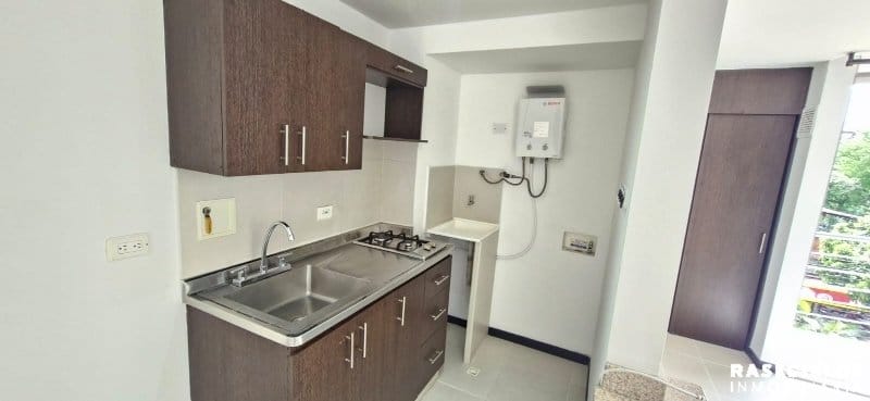 Apartaestudio en venta en Belén Rosales, Medellín, 37 m² · foto 7 de 20