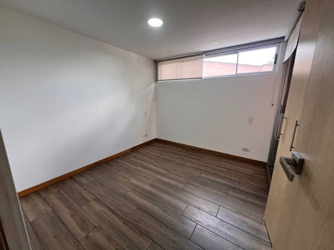 Apartamento de 3 alcobas en arriendo en Zuñiga, Envigado, 120 m² · foto 8 de 21
