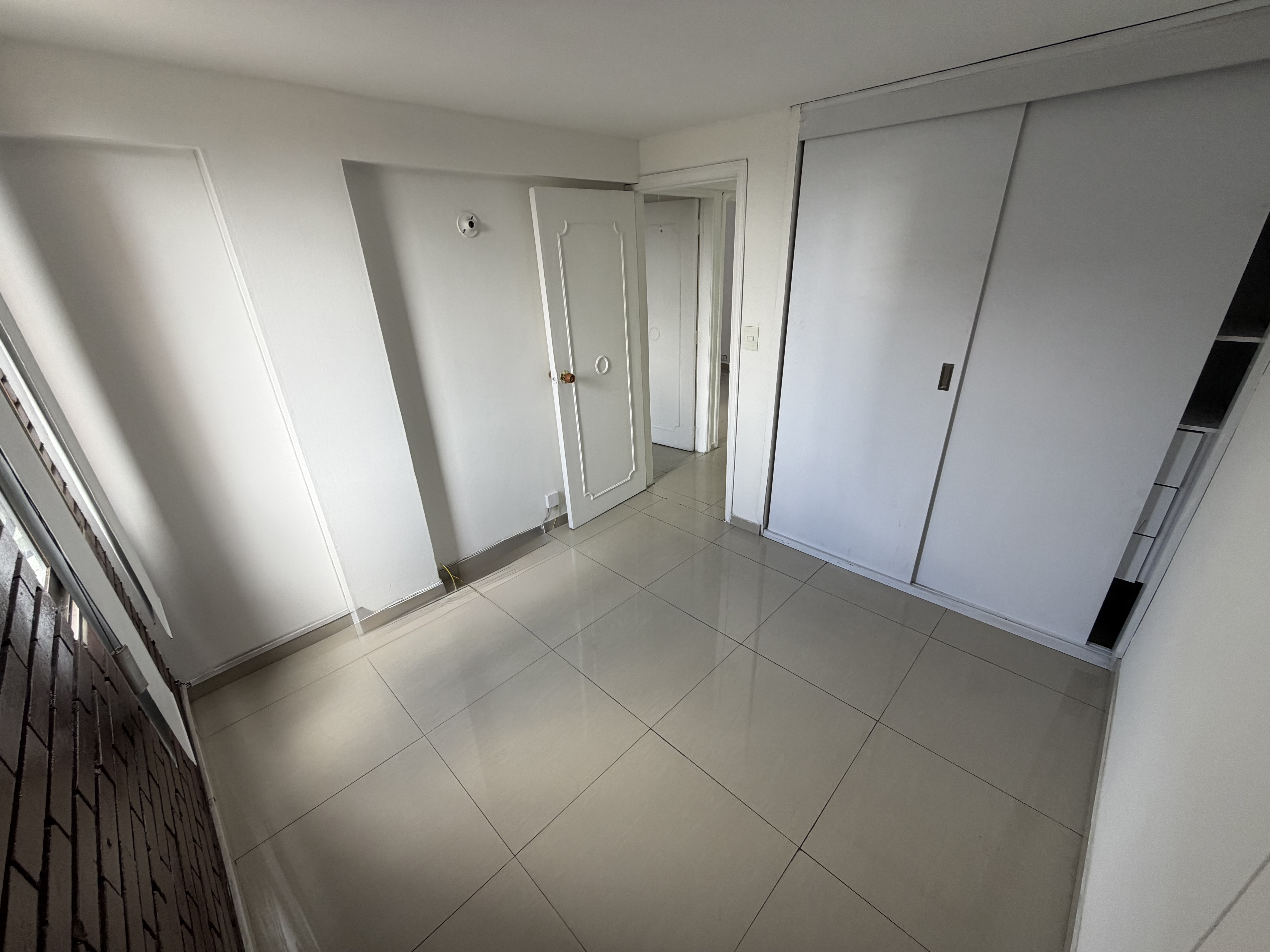 Apartamento en venta en Primavera Occidental - Puente Aranda, Bogotá · foto 5 de 18