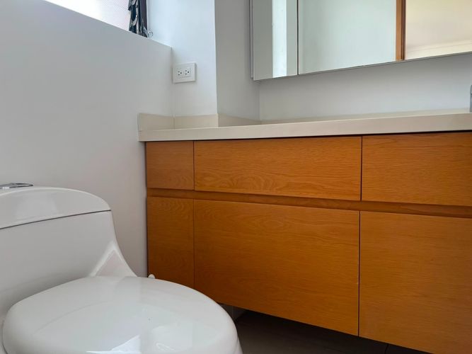 Apartamento de 3 alcobas en venta en El Poblado, Medellín, 200 m² · foto 12 de 17