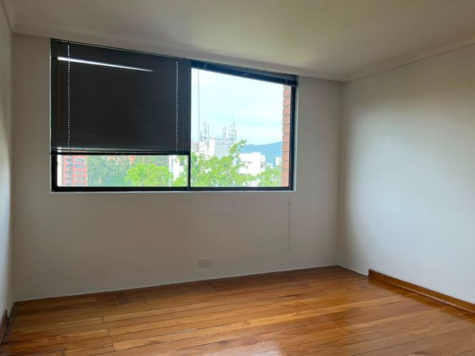 Apartamento de 3 alcobas en venta en El Poblado, Medellín, 200 m² · foto 7 de 17