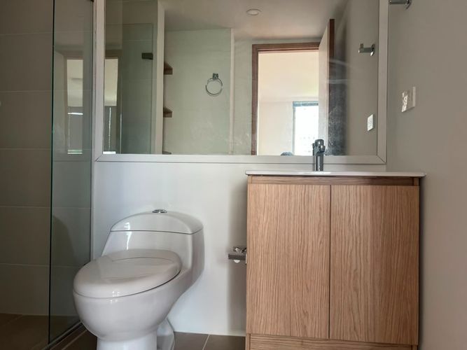 Apartamento de 3 alcobas en venta en El Poblado, Medellín, 200 m² · foto 10 de 17