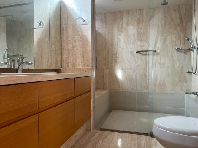 Apartamento de 3 alcobas en venta en El Poblado, Medellín, 200 m² · foto 16 de 17