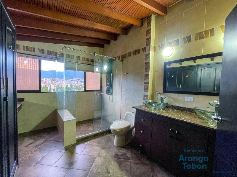 Apartamento en venta en Laureles, Medellín · foto 16 de 22