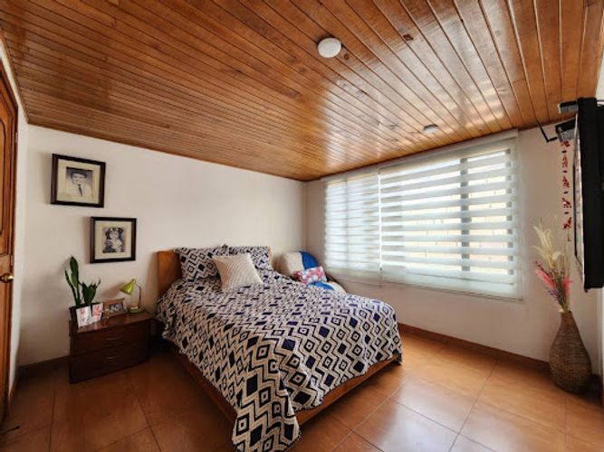 Casa de 3 alcobas en venta en El Encanto, Bogotá, 277 m² · foto 6 de 20
