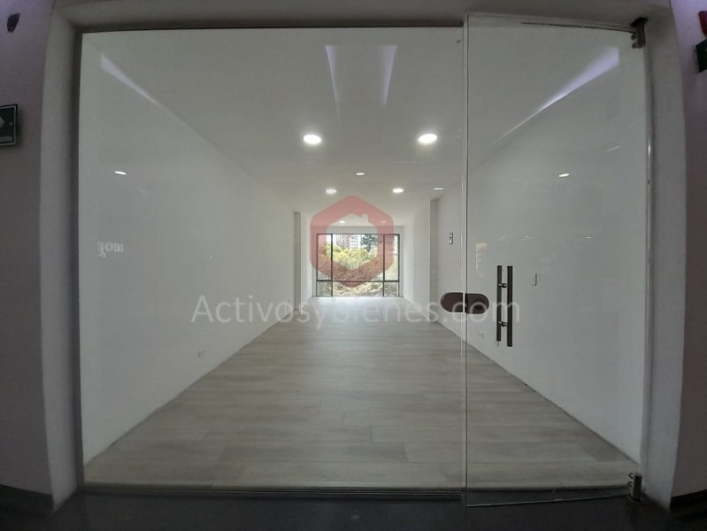 Local en Arriendo en El Poblado, Medellín