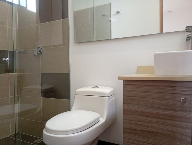 Apartamento de 3 alcobas en arriendo en El Poblado, Medellín, 143 m² · foto 16 de 17