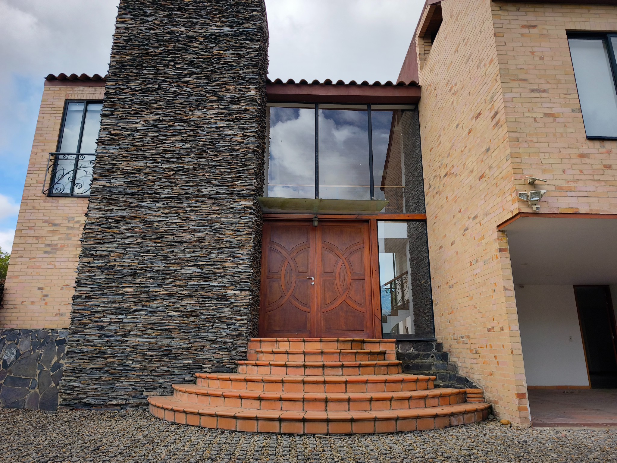 Casa en venta en Guaymaral, Bogotá · foto 2 de 24