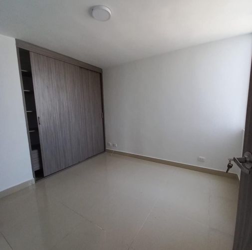 Apartamento de 2 alcobas en venta en Las Vegas De Comfandi, Cali, 60 m² · foto 5 de 10